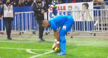 哈兰德单场五球震撼世界