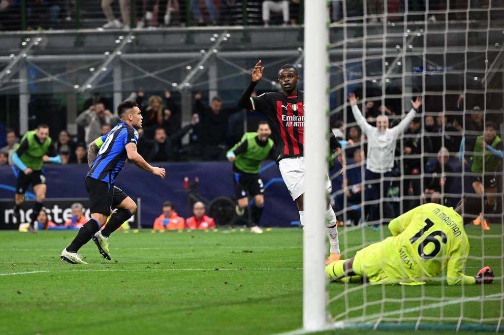 斯洛特：外界的议论影响了萨拉赫的情绪，每个人都会犯错（斯洛特：舆论干扰影响了萨拉赫情绪，谁都会有失误）