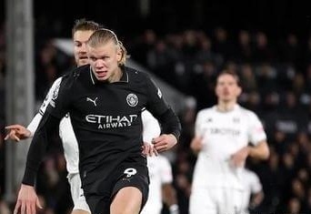 瓜迪奥拉的“毒奶”：一场建议如何将哈维·阿隆索推向悬崖边缘（瓜迪奥拉“毒奶”发威：一句建议如何把哈维·阿隆索逼上绝境）