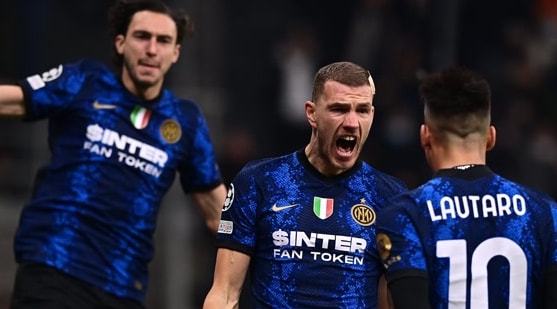 欧冠-拉菲尼亚绝杀莱万双响 巴萨5-4本菲卡（欧冠：拉菲尼亚压哨制胜，莱万梅开二度，巴萨5-4险胜本菲卡）