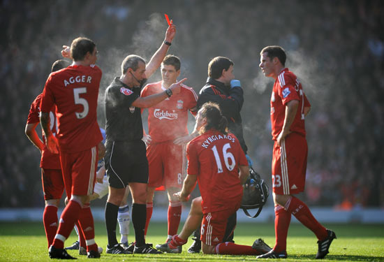 中国足协代表团访问法兰克福俱乐部，双方开展深度交流（法兰克福俱乐部迎来中国足协代表团来访，双方展开深入交流）