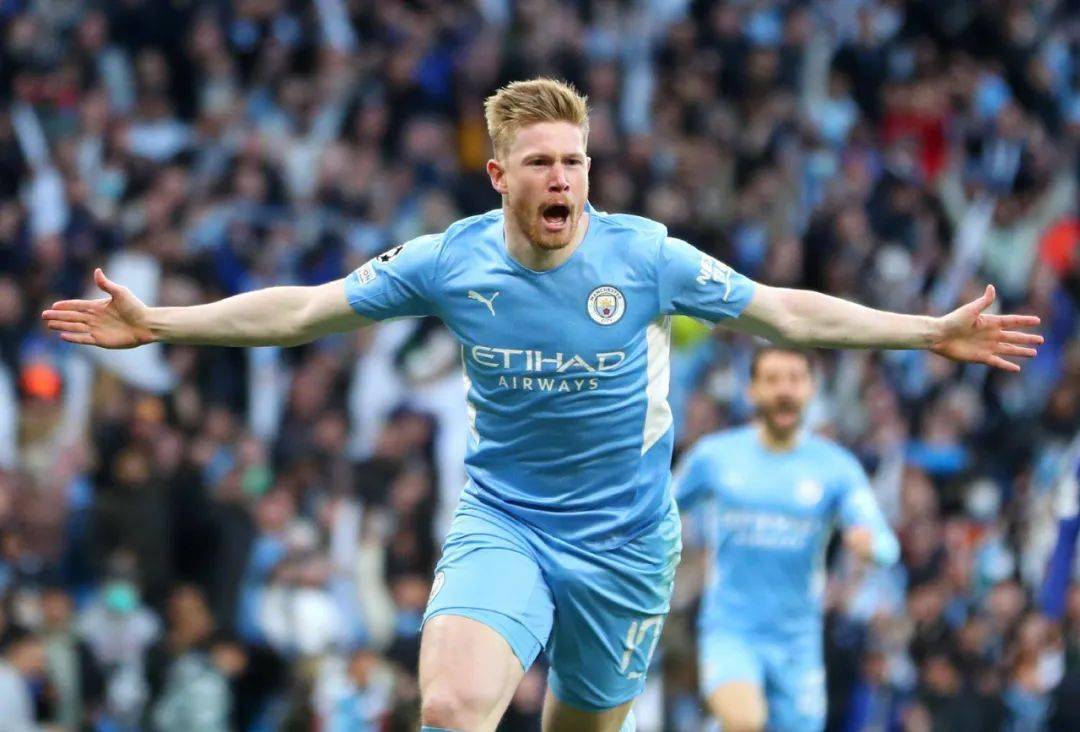 戴伟浚发文疑似告别申花，中国年轻球员的出路究竟在何方？（戴伟浚社媒发声疑与申花告别，中国年轻球员的未来路在何处？）