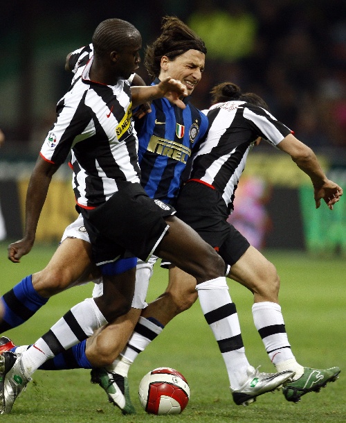 安东尼-戈登：理解伊萨克的感受；很开心没有自己的转会传闻（安东尼-戈登：理解伊萨克处境，庆幸未被转会传闻困扰）