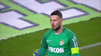 意甲半场：贝里沙造险斯图利奇失良机，克雷莫纳暂0-0莱切（意甲半场战报：贝里沙制造险情，斯图利奇错失良机，克雷莫纳暂与莱切0-0）