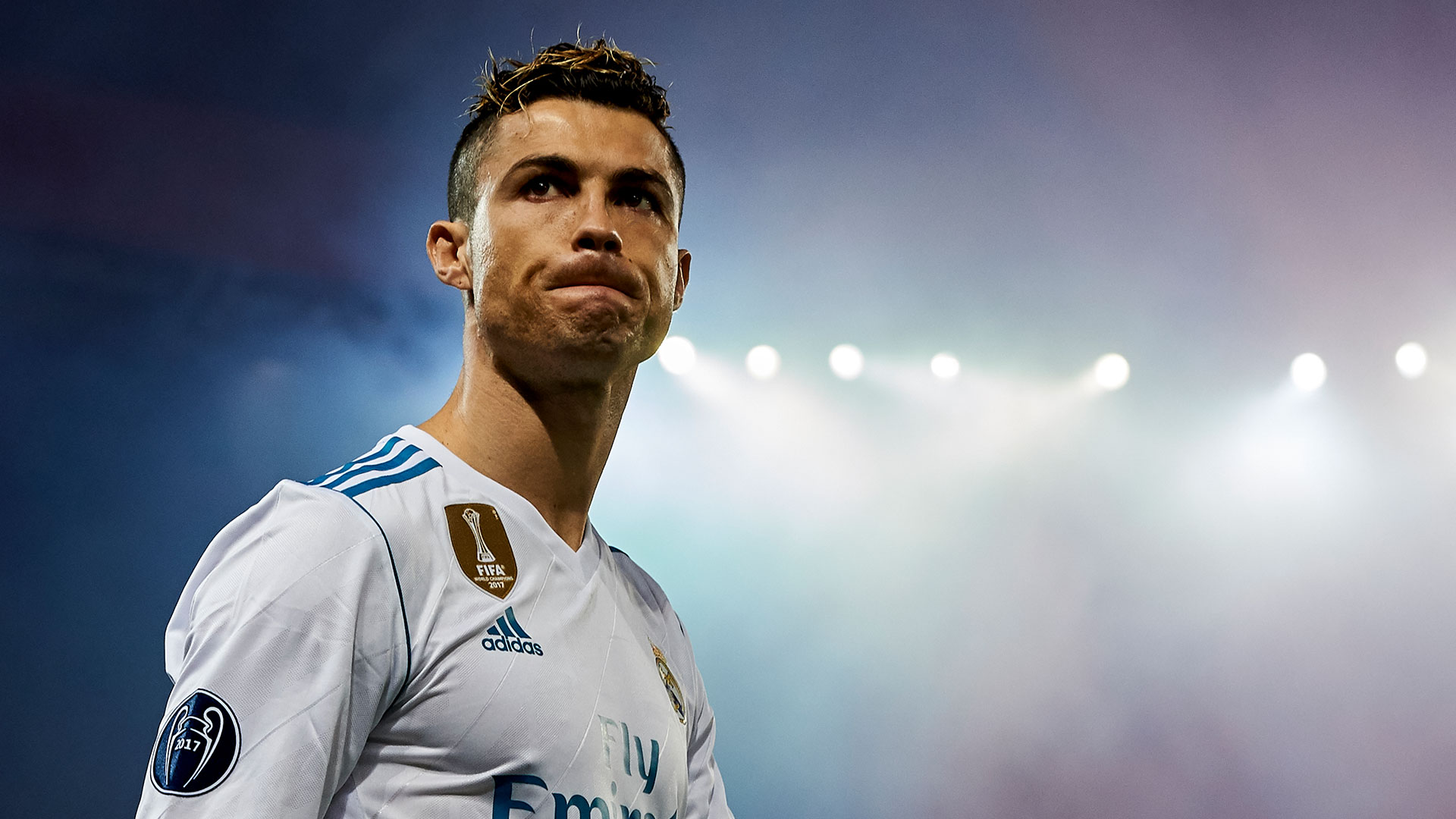 里尔主帅：首次见到一个点球主罚三次，我们战胜了欧联夺冠热门（里尔主帅：生平首次见同一粒点球连罚三次，我们力克欧联杯夺冠热门）