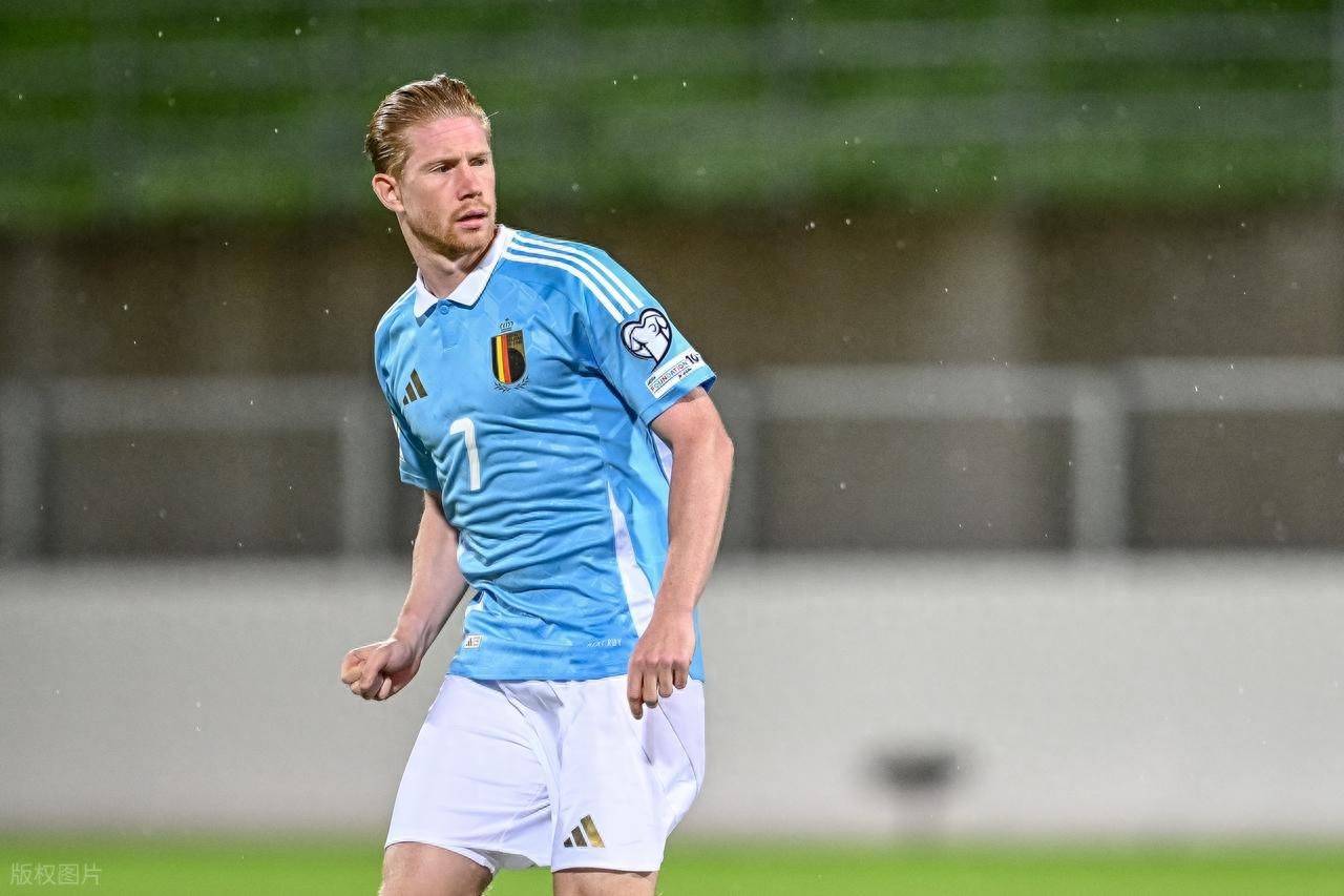 这一球让全队士气爆棚（这一球瞬间点燃全队斗志）