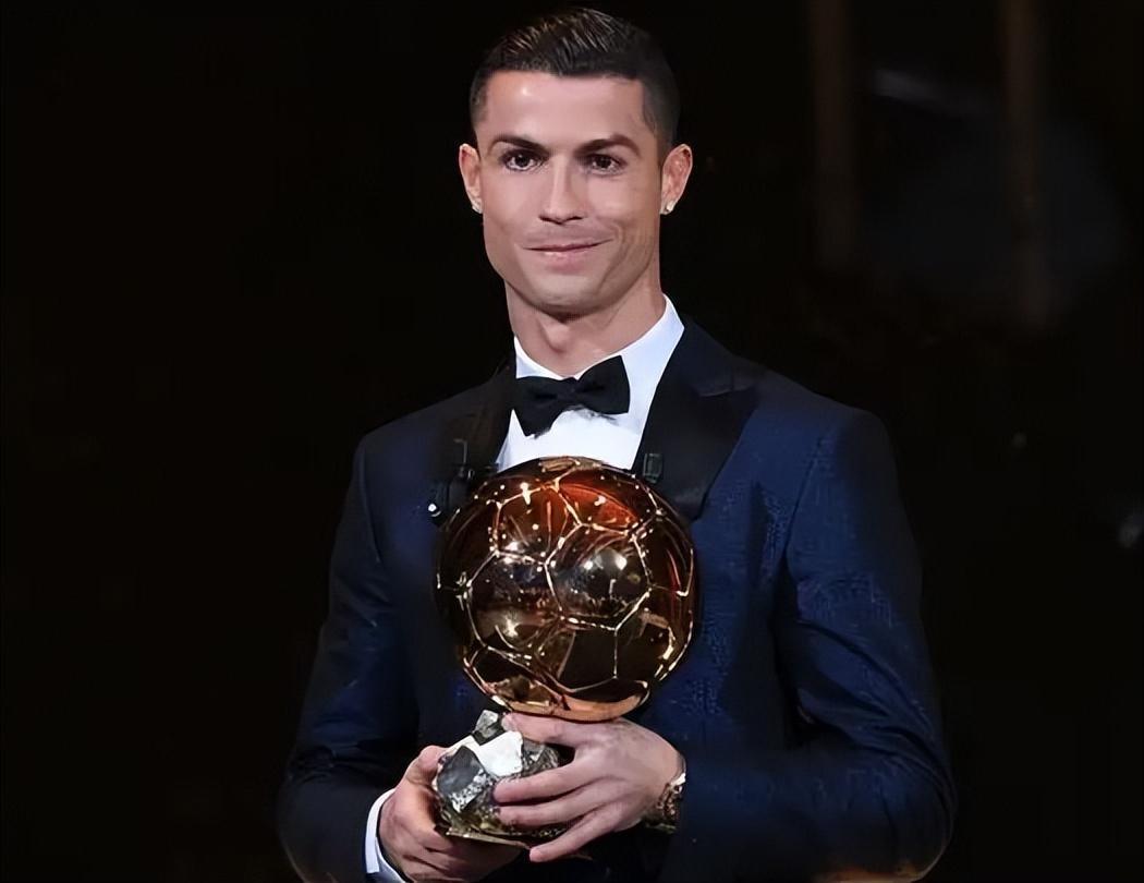 如果收到执教邀请，史蒂文·杰拉德“非常渴望”重返利物浦。（杰拉德称若获执教邀约，极盼重返利物浦）